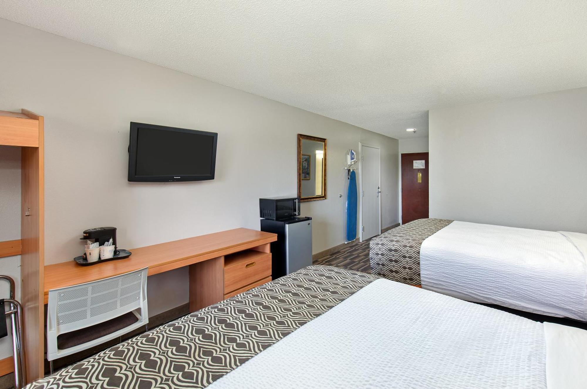 Hotel Microtel And By Wyndham - Cordova