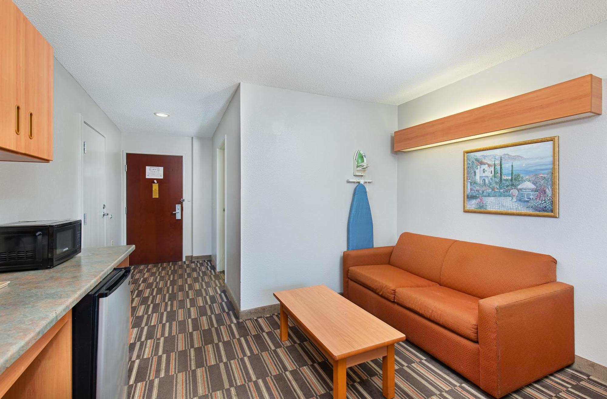 Hotel Microtel And By Wyndham - Cordova 2*